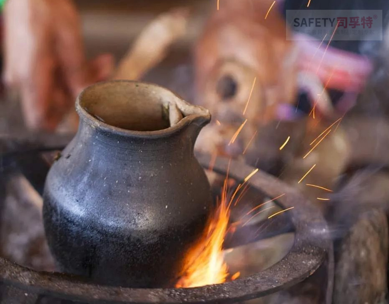 火塘烤茶（圍爐煮茶）文化：人間煙火，歲月靜好 (圖3)